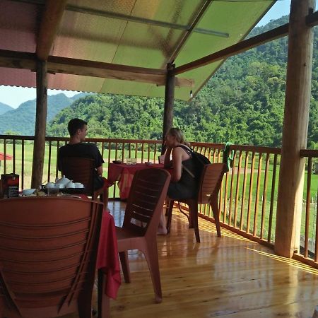 Tran Xuan Homestay Ba Be Village Eksteriør billede