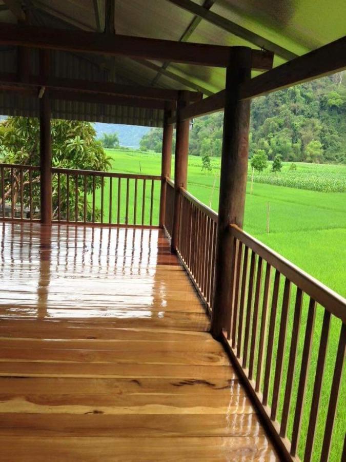 Tran Xuan Homestay Ba Be Village Eksteriør billede