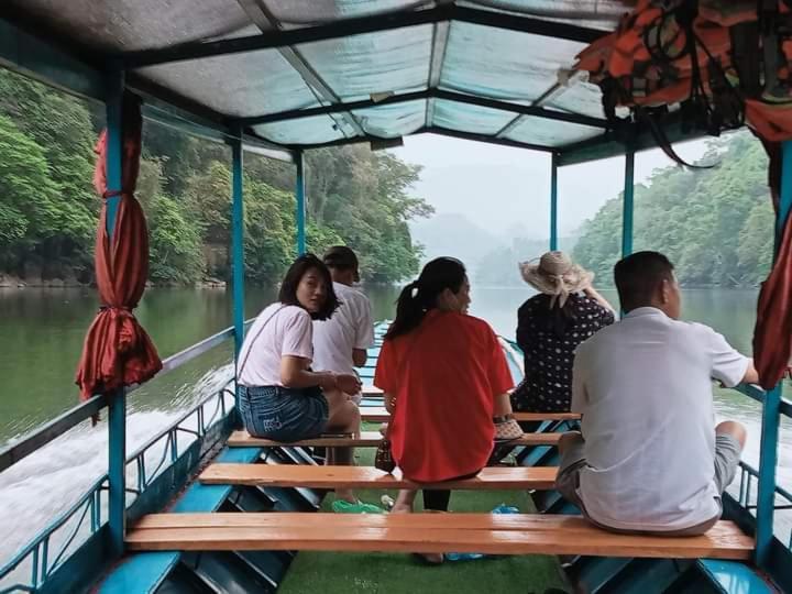 Tran Xuan Homestay Ba Be Village Eksteriør billede