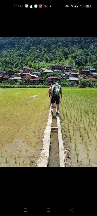 Tran Xuan Homestay Ba Be Village Eksteriør billede