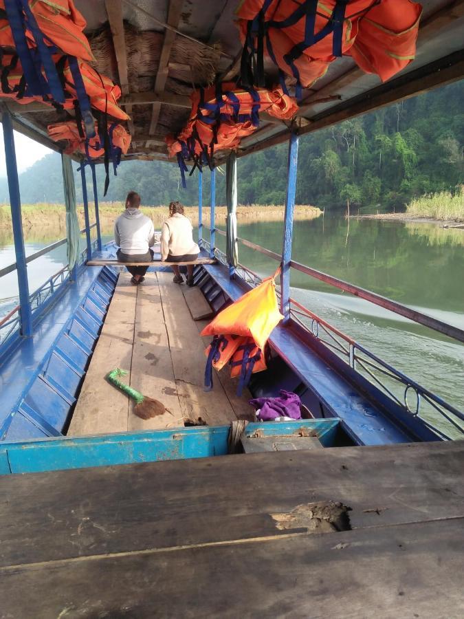 Tran Xuan Homestay Ba Be Village Eksteriør billede